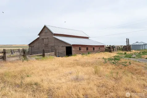 653 Road O NE Coulee City WA 99115