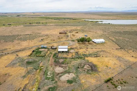 653 Road O NE Coulee City WA 99115