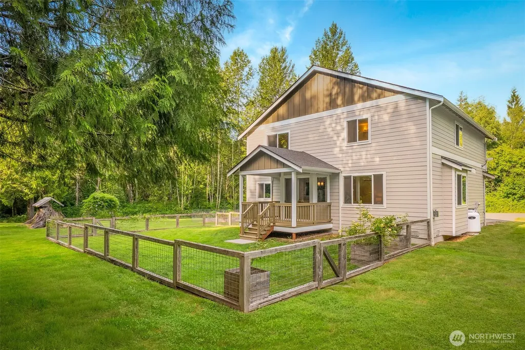 6114 213th Avenue NE Granite Falls WA 98252