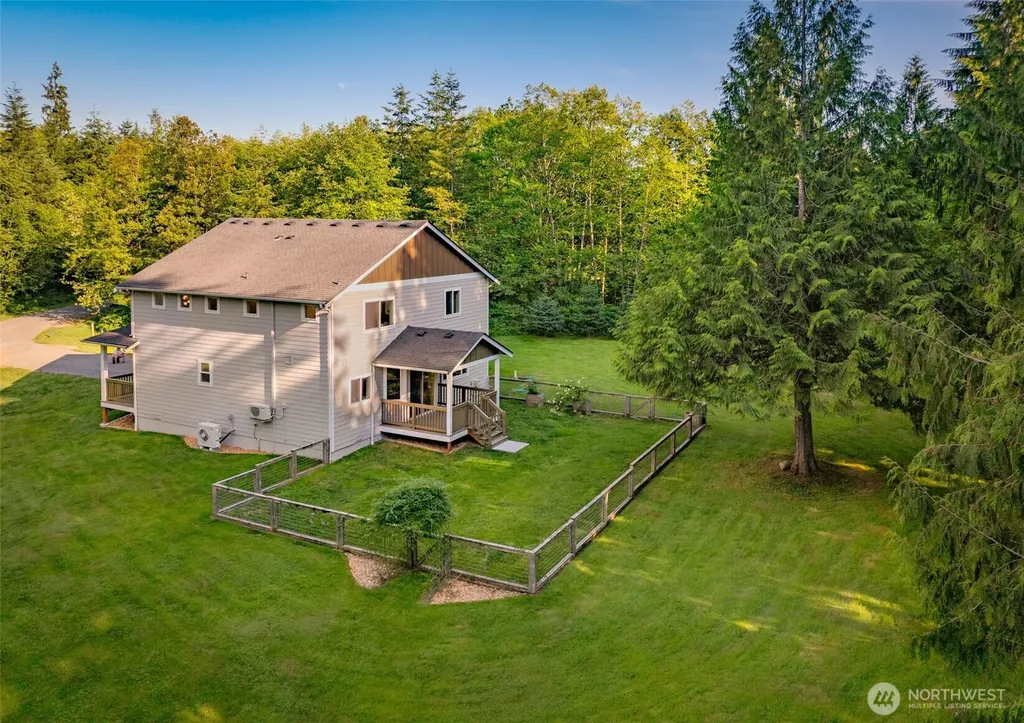 6114 213th Avenue NE Granite Falls WA 98252