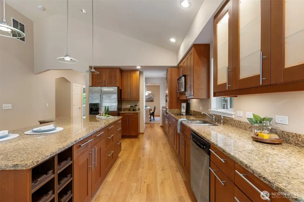 2007 NE Dingley Road Bainbridge Island WA 98110