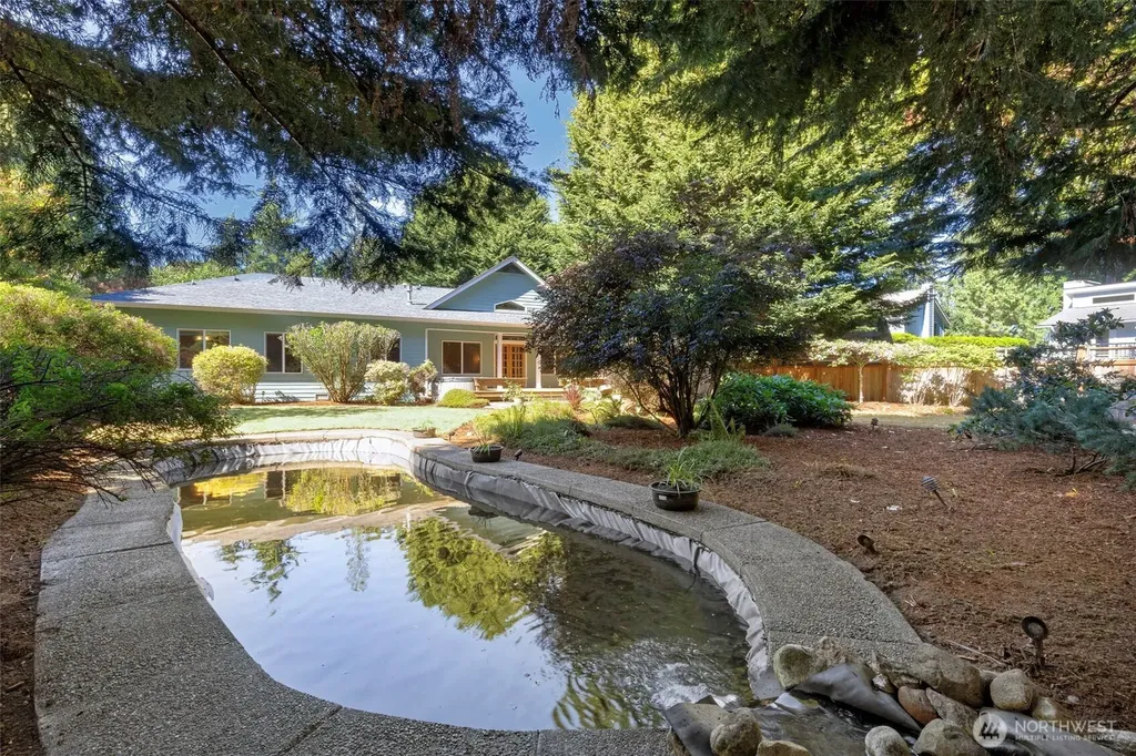 2007 NE Dingley Road Bainbridge Island WA 98110