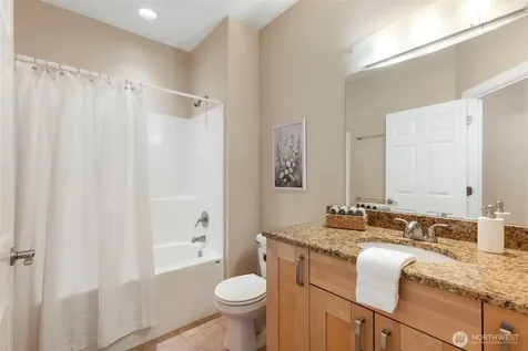 2007 NE Dingley Road Bainbridge Island WA 98110