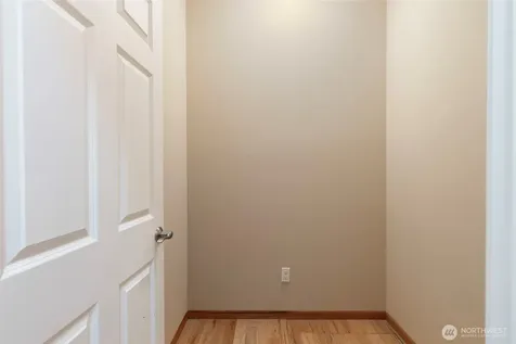 2007 NE Dingley Road Bainbridge Island WA 98110