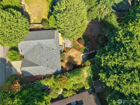 2007 NE Dingley Road Bainbridge Island WA 98110
