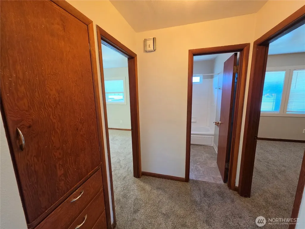 1305 8th Avenue Longview WA 98632