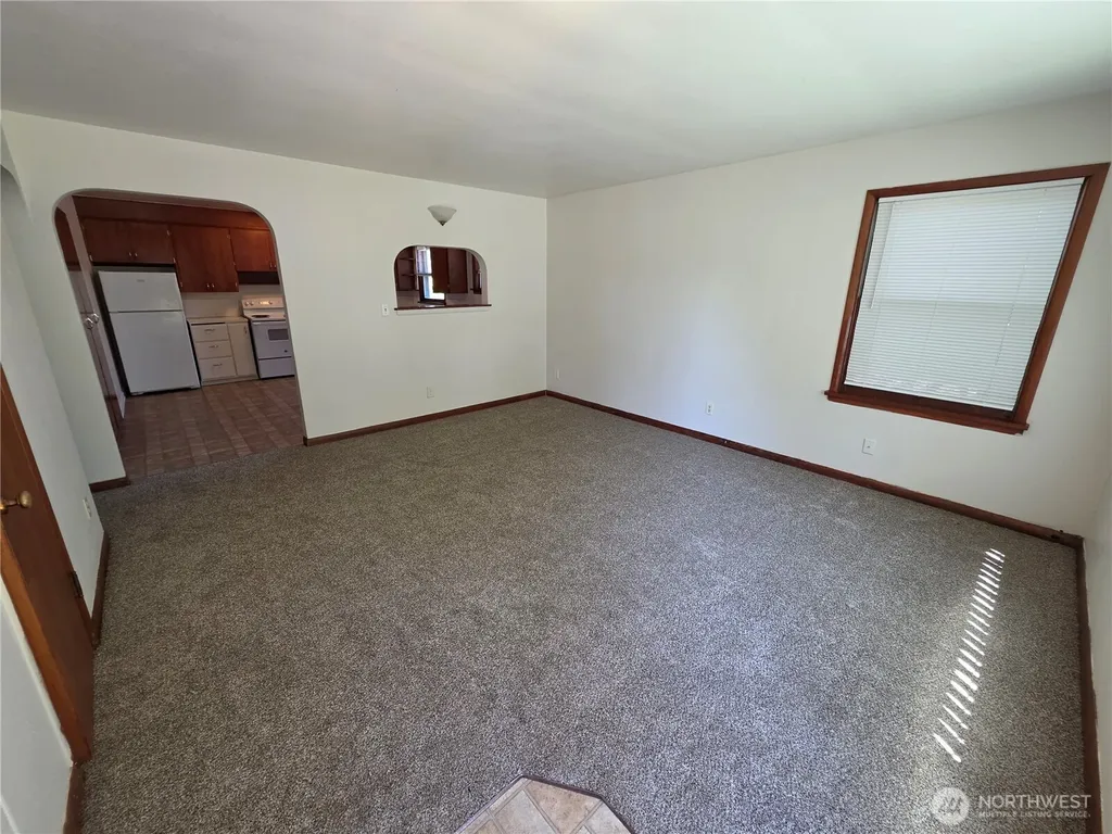 1305 8th Avenue Longview WA 98632