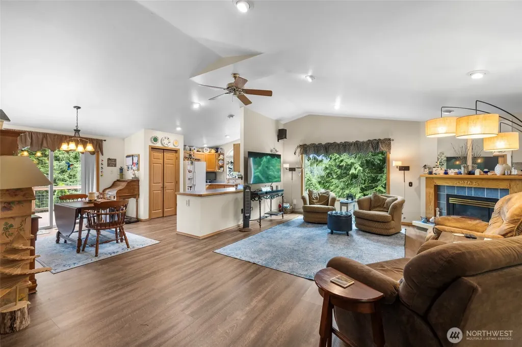 654 Crest Lane Sedro Woolley WA 98284