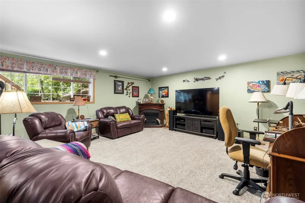 654 Crest Lane Sedro Woolley WA 98284