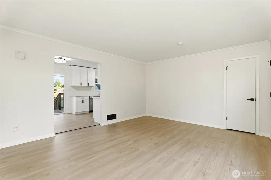 924 E 57th Street Tacoma WA 98404