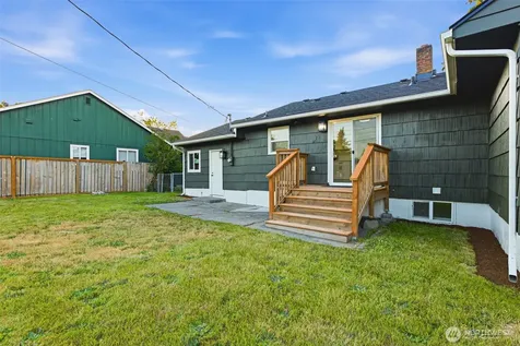 924 E 57th Street Tacoma WA 98404