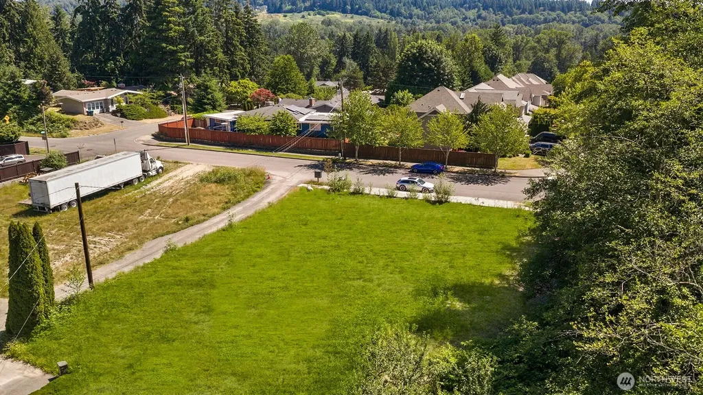 23518 20th Avenue W Bothell WA 98021