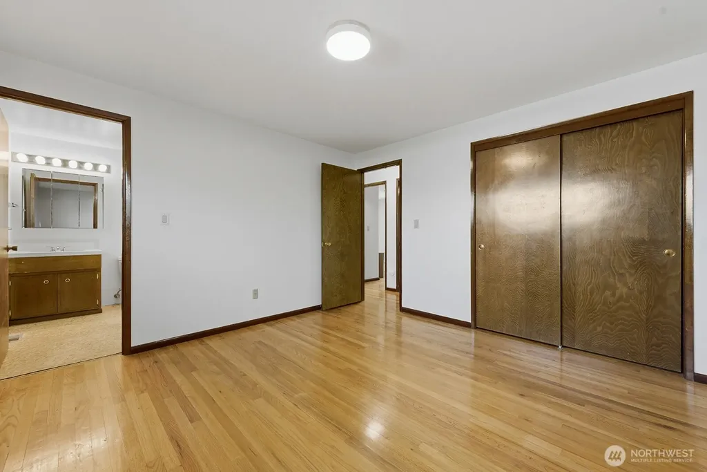 3751 SW Rose Street Seattle WA 98126