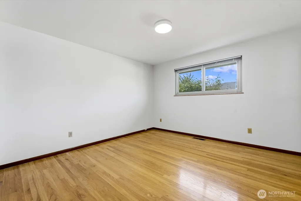 3751 SW Rose Street Seattle WA 98126