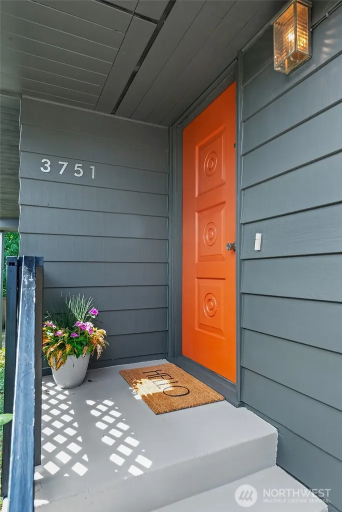 3751 SW Rose Street Seattle WA 98126