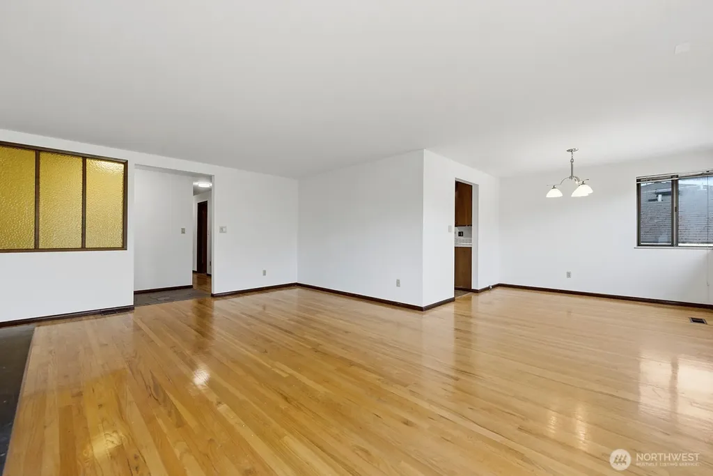 3751 SW Rose Street Seattle WA 98126