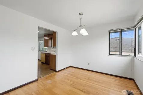 3751 SW Rose Street Seattle WA 98126