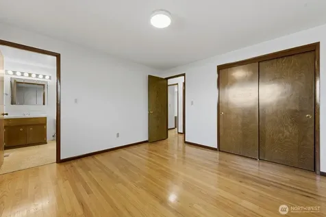 3751 SW Rose Street Seattle WA 98126