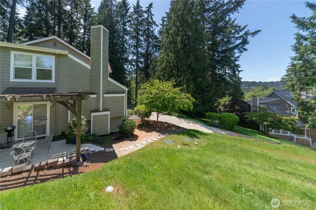 1524 Marine Drive Bremerton WA 98312