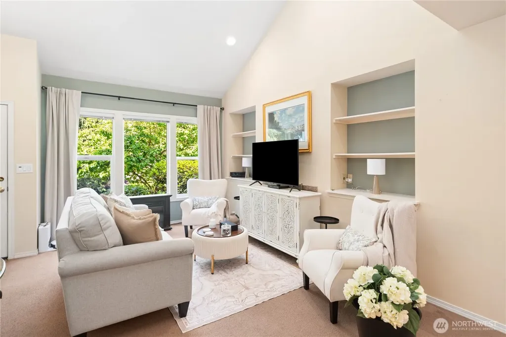 1524 Marine Drive Bremerton WA 98312