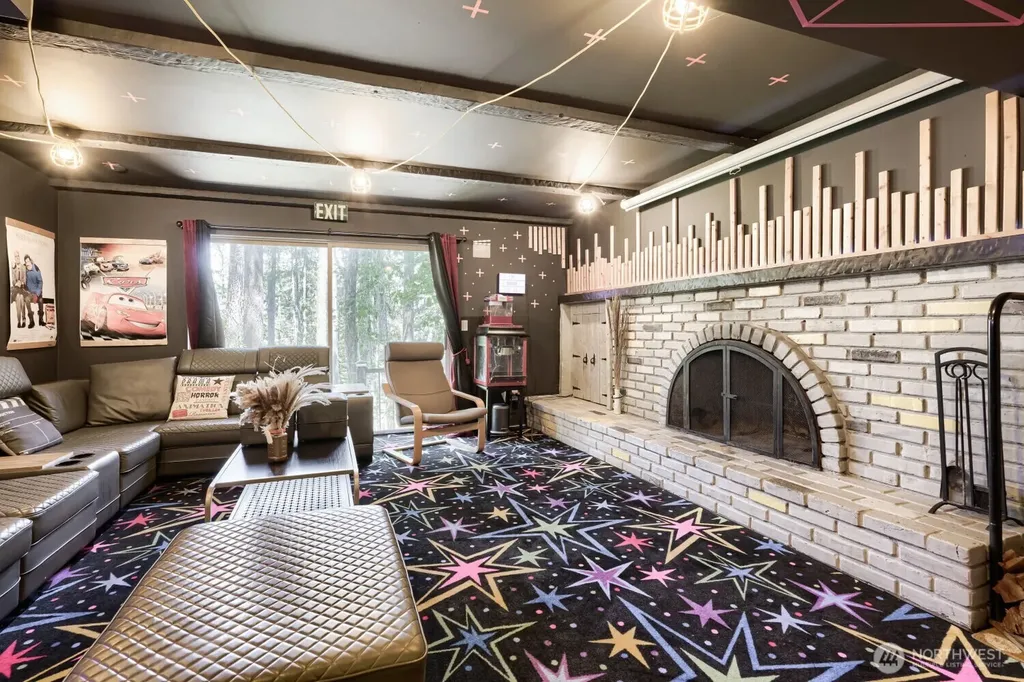 24714 SE Mirrormont Way Issaquah WA 98027