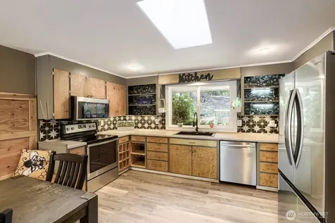 24714 SE Mirrormont Way Issaquah WA 98027