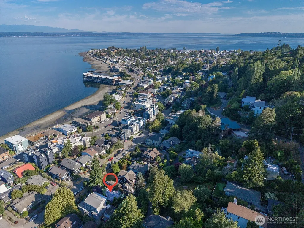 4018 59th Avenue SW Seattle WA 98116