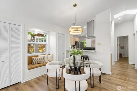 4018 59th Avenue SW Seattle WA 98116