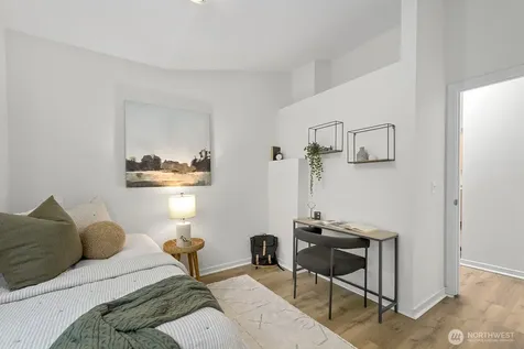 4018 59th Avenue SW Seattle WA 98116