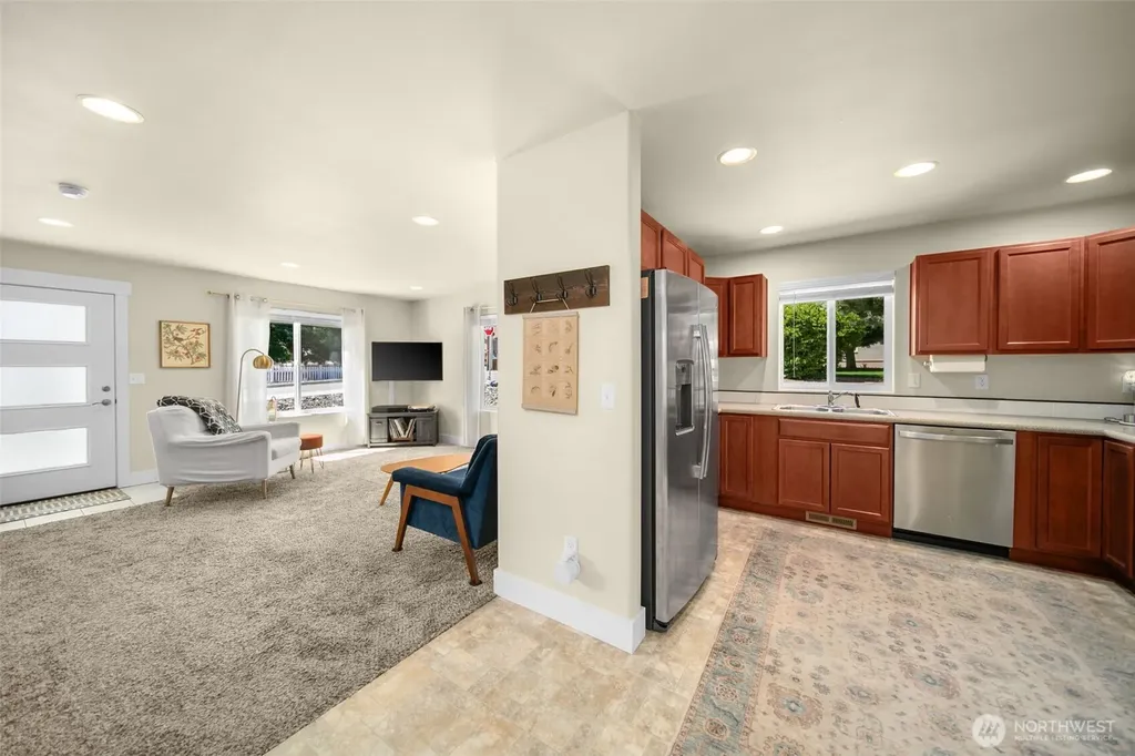 576 Sebastian Way Wenatchee WA 98801