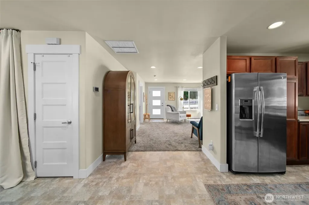 576 Sebastian Way Wenatchee WA 98801