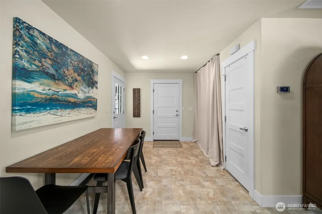 576 Sebastian Way Wenatchee WA 98801