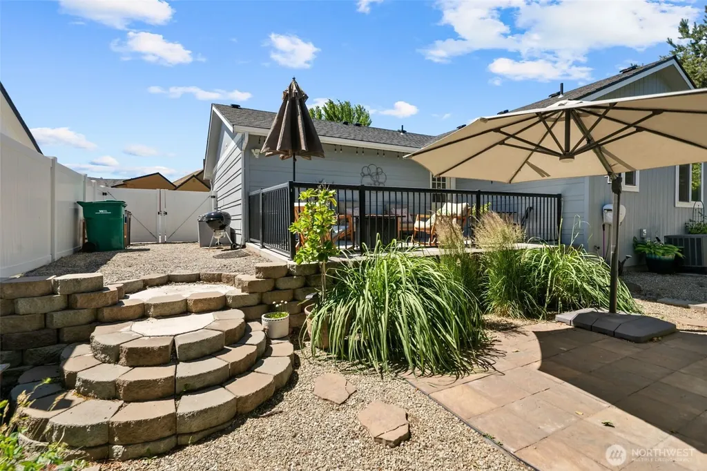 576 Sebastian Way Wenatchee WA 98801