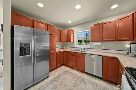 576 Sebastian Way Wenatchee WA 98801
