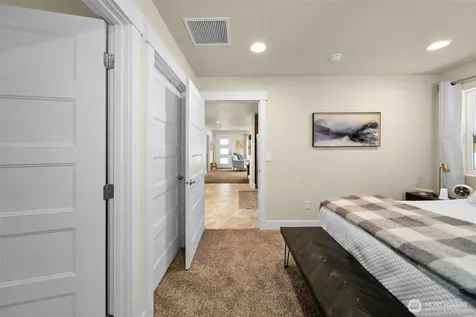 576 Sebastian Way Wenatchee WA 98801