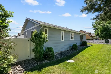 576 Sebastian Way Wenatchee WA 98801
