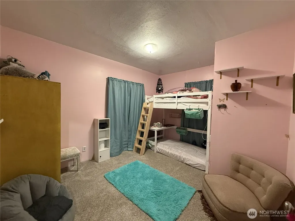 703 Washington Davenport WA 99122