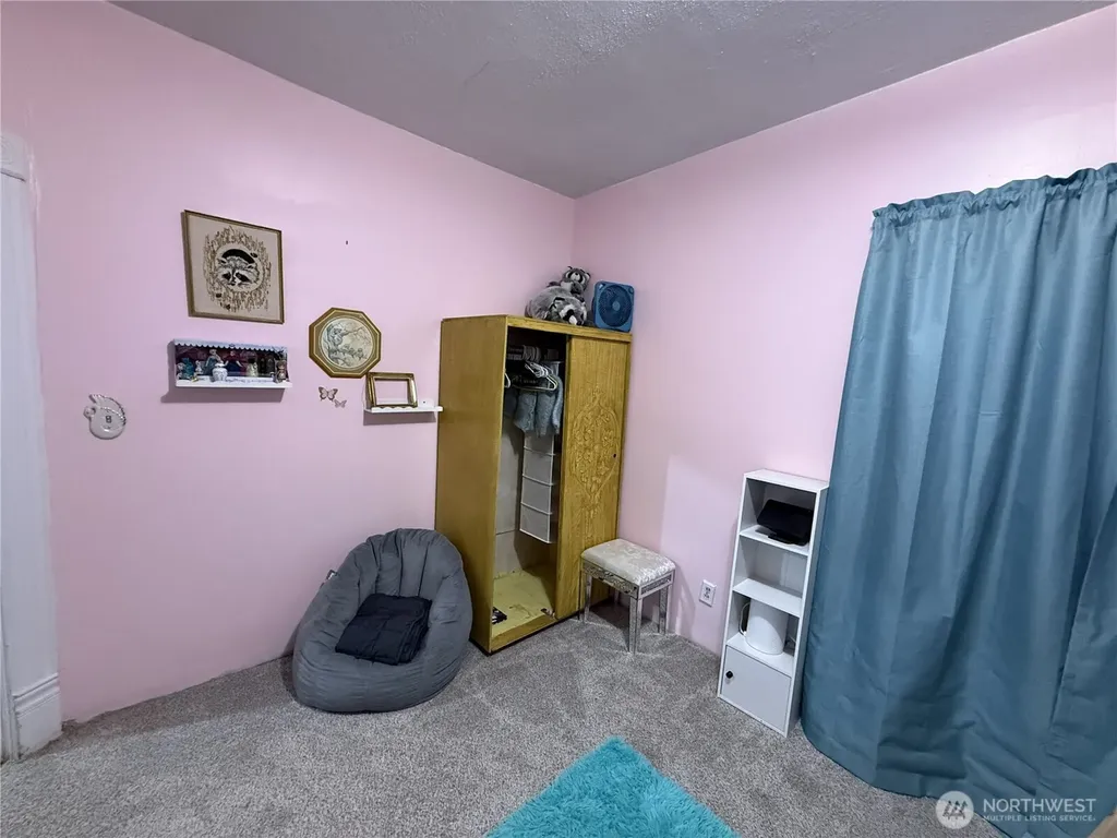 703 Washington Davenport WA 99122