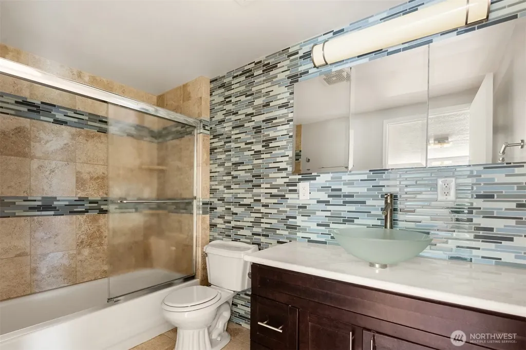 23516 20th Avenue W Bothell WA 98021