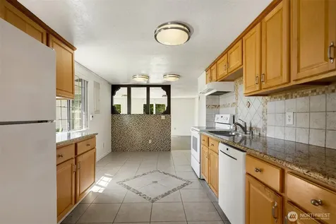 23516 20th Avenue W Bothell WA 98021