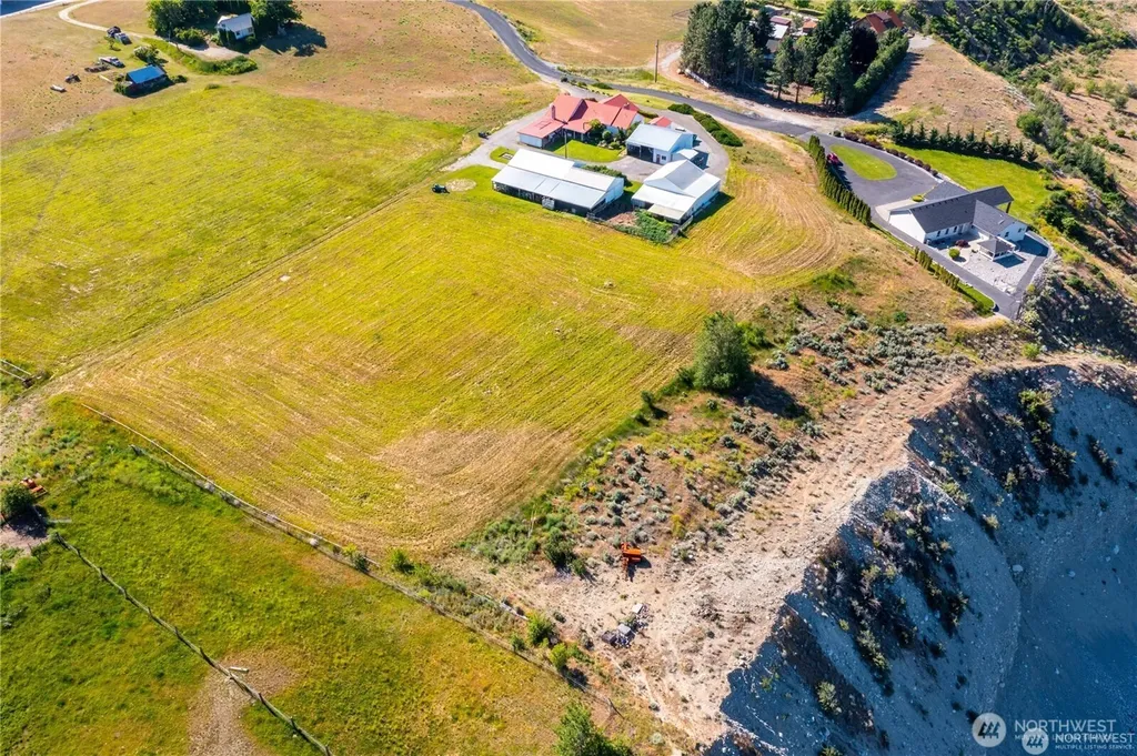 24 Miller Road Chelan WA 98816