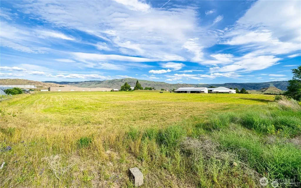 24 Miller Road Chelan WA 98816