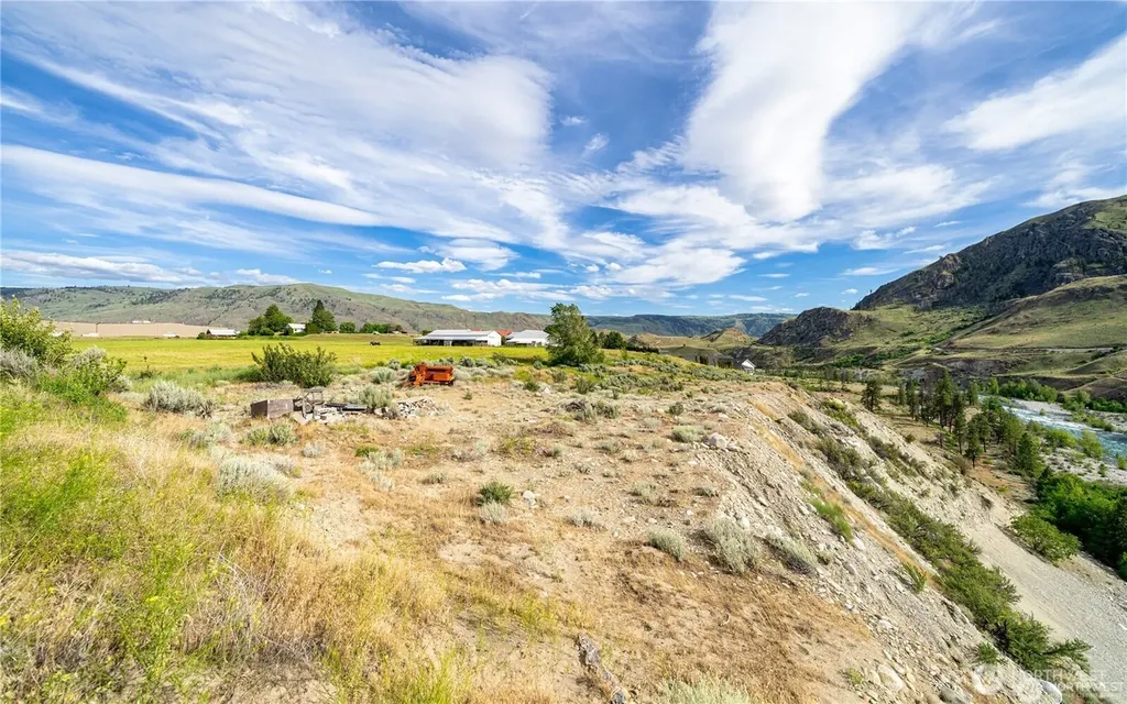 24 Miller Road Chelan WA 98816