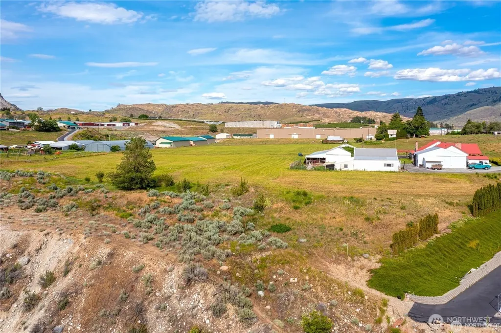 24 Miller Road Chelan WA 98816