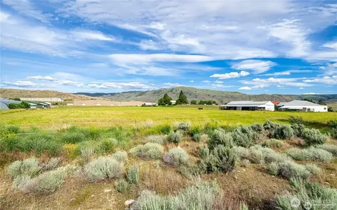 24 Miller Road Chelan WA 98816