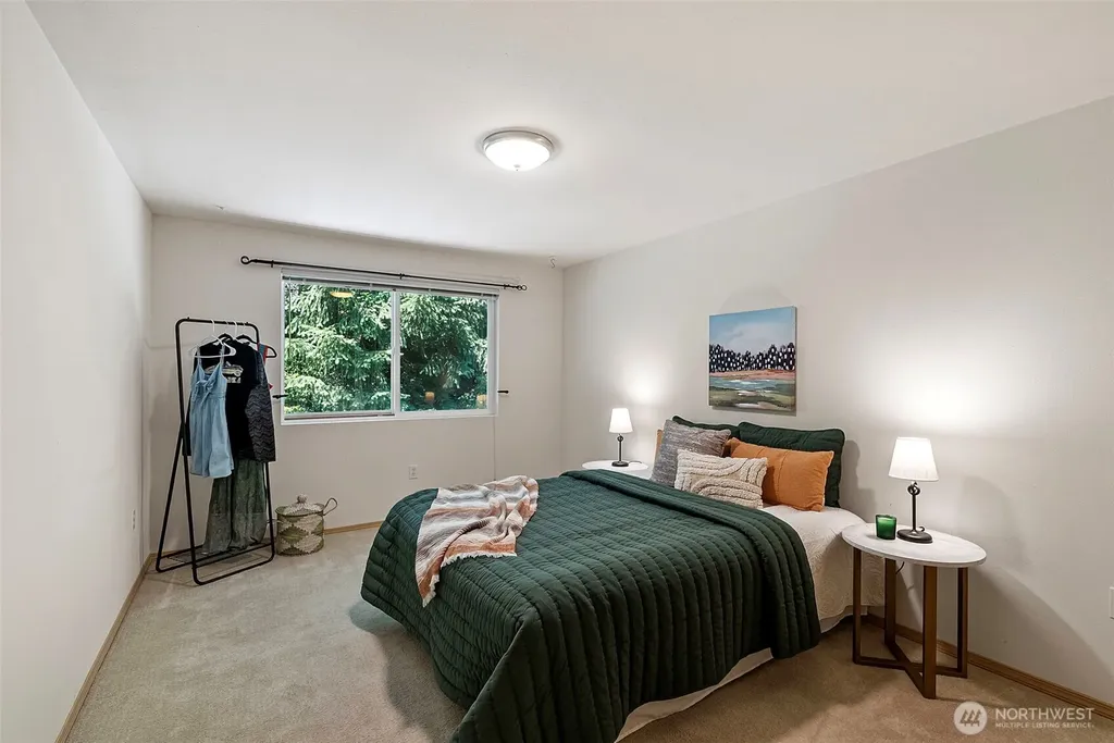 5560 NW Millglade Lane Bremerton WA 98312