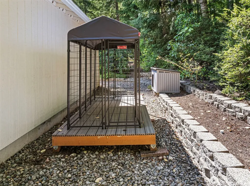 5560 NW Millglade Lane Bremerton WA 98312