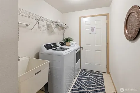 5560 NW Millglade Lane Bremerton WA 98312