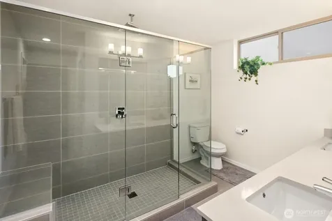8358 19th Avenue NW Seattle WA 98117