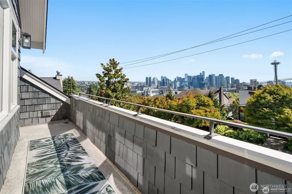 312 Prospect Street Seattle WA 98109